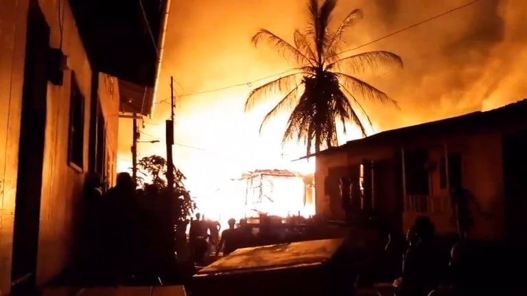 Una niña y una funcionaria de la alcaldía, las víctimas mortales del grave incendio en Riosucio