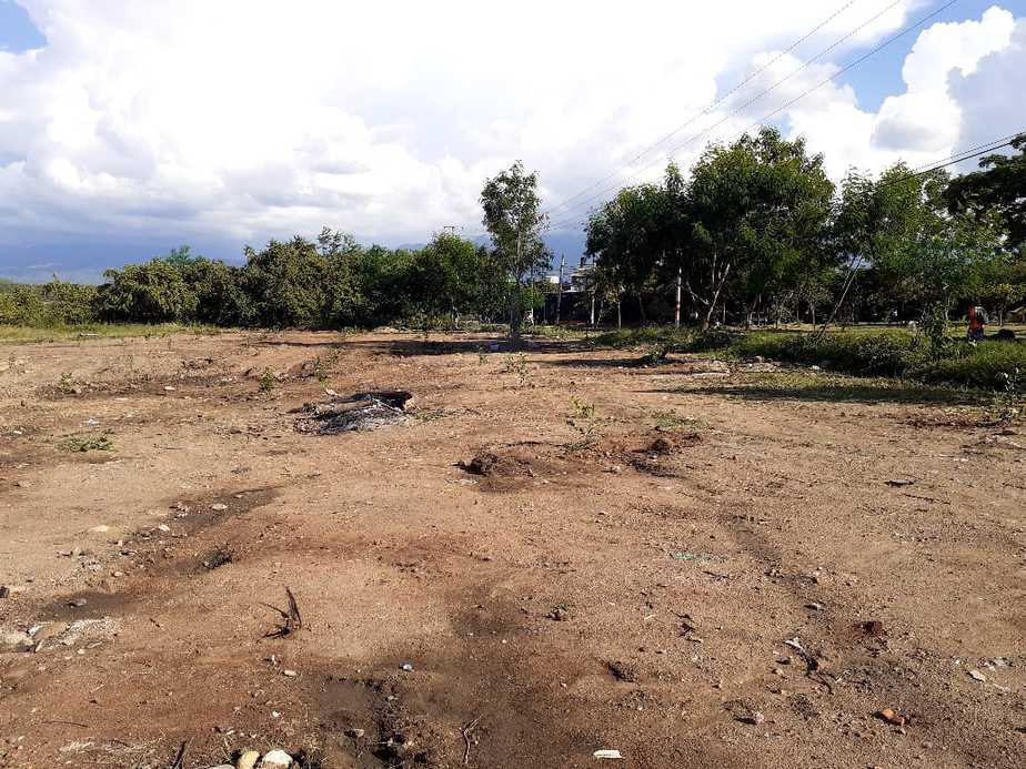 Comunidad del sur de Neiva, protesta por invasión de un terreno