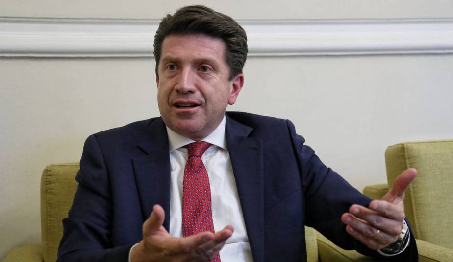 Aumento de salario a congresistas se debe a que no se incrementó este año: Gobierno