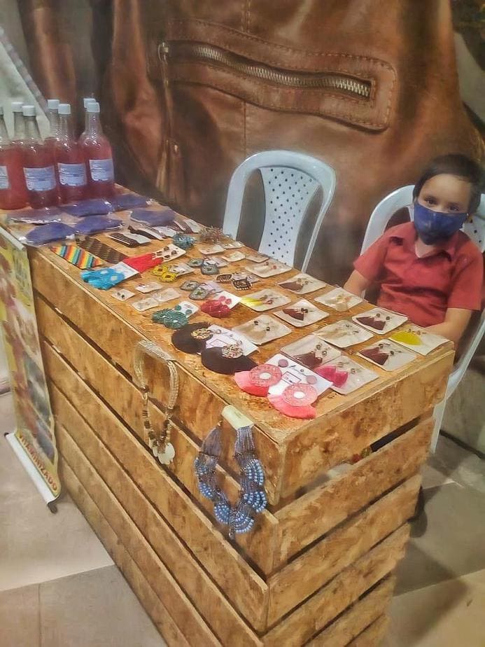 Actualmente tiene la oportunidad de ofrecer sus productos en una pequeña feria que se está desarrollando en el Centro Comercial Único.