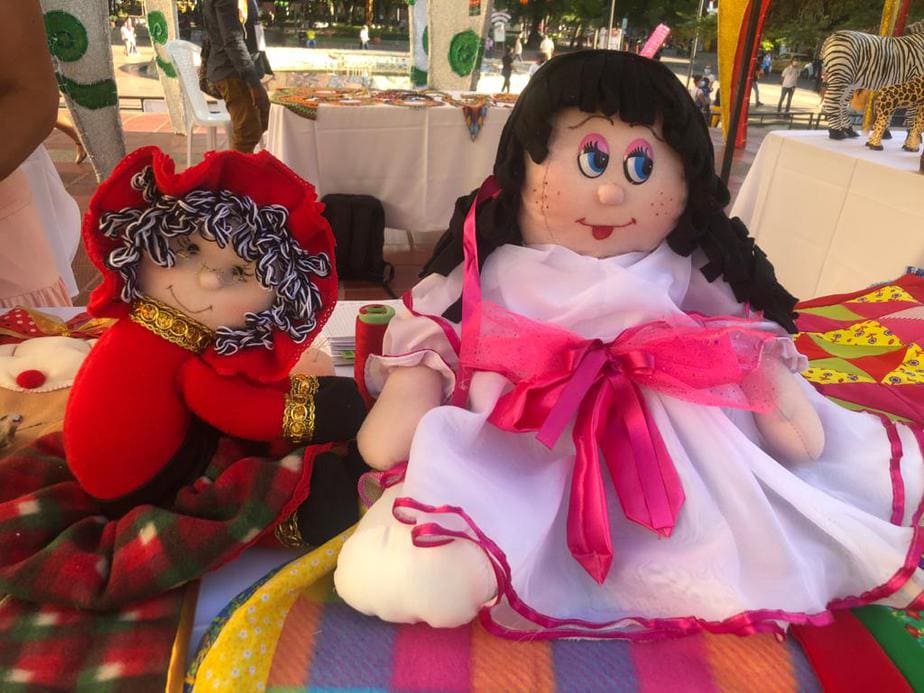 Ella viene de una cuna de artesanos porque esto lo heredó de su madre.