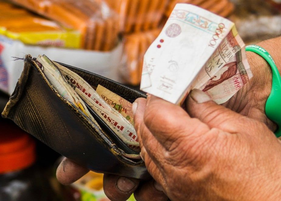 “La gente prefiere sentir el billete”