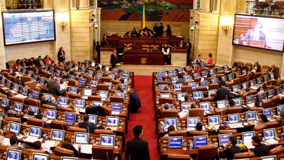 Archivado polémico proyecto de reforma a la Salud