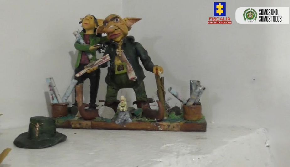 Con rezos y brujería, presos adelantan extorsiones desde el interior de cárceles