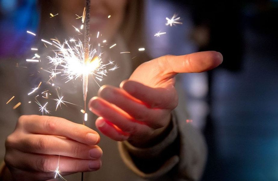 Habrá sanciones para los padres que permitan manipular pólvora a menores de edad