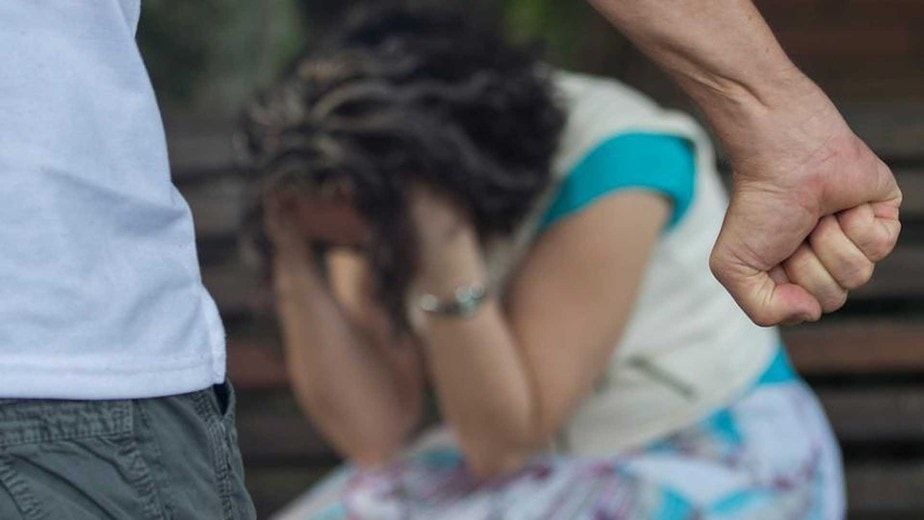 La violencia confinada