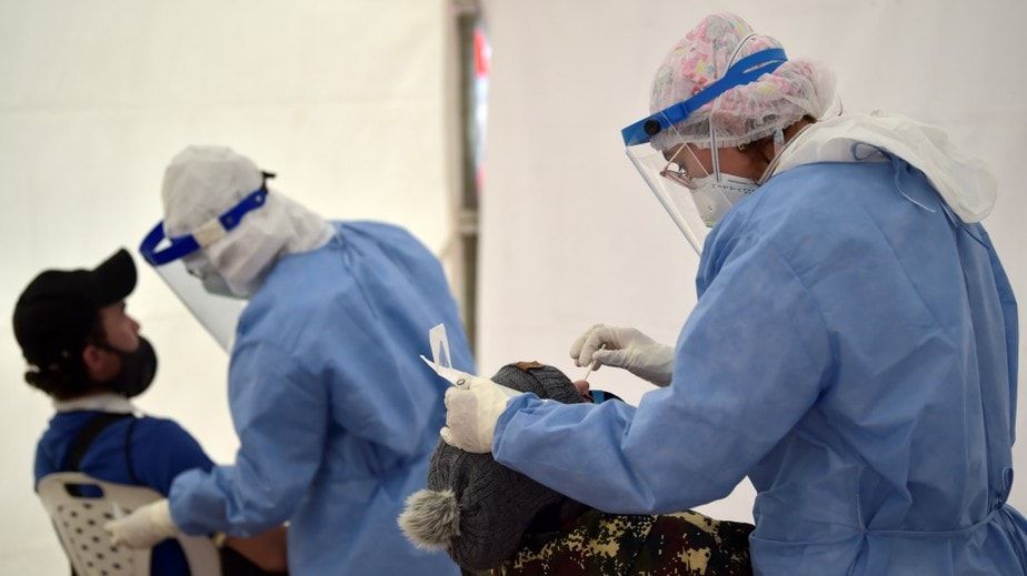 Colombia registra 14.233 casos nuevos de covid-19