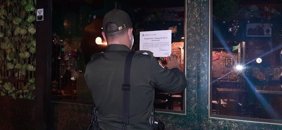 Los establecimientos que no se han acogido a las normas de bioseguridad fueron sellados.