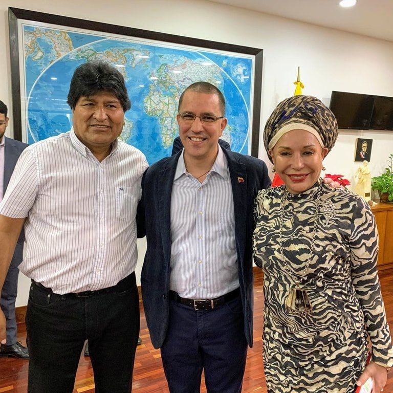 El ex presidente boliviano, Evo Morales, y la ex senadora colombiana, Piedad Córdoba, viajaron a Caracas para acompañar las elecciones convocadas por el chavismo.