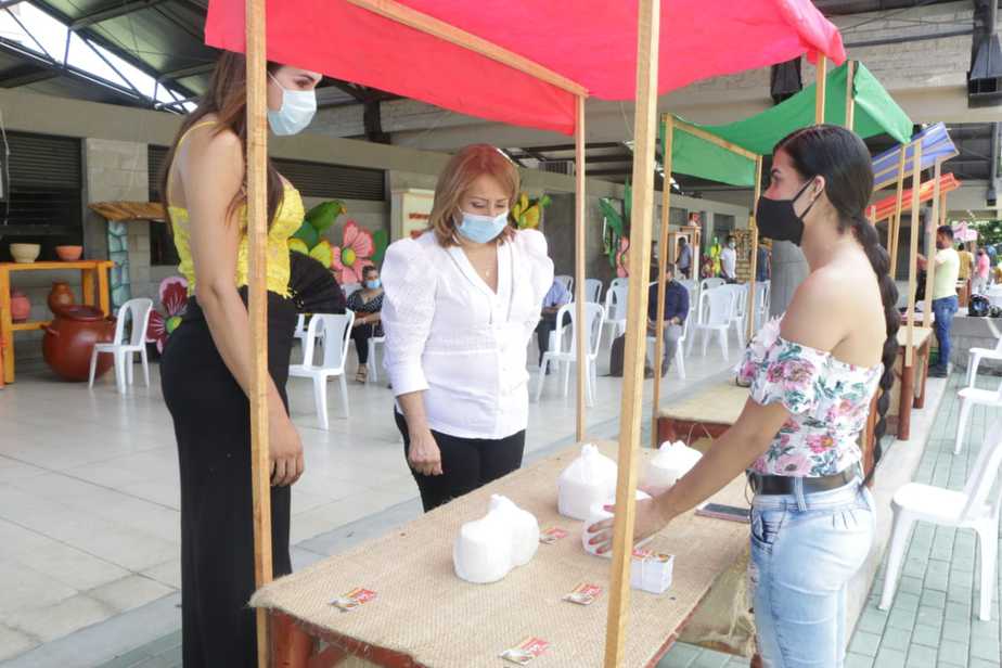 Comunidad LGBTI mostró sus emprendimientos en el Parque de la Música