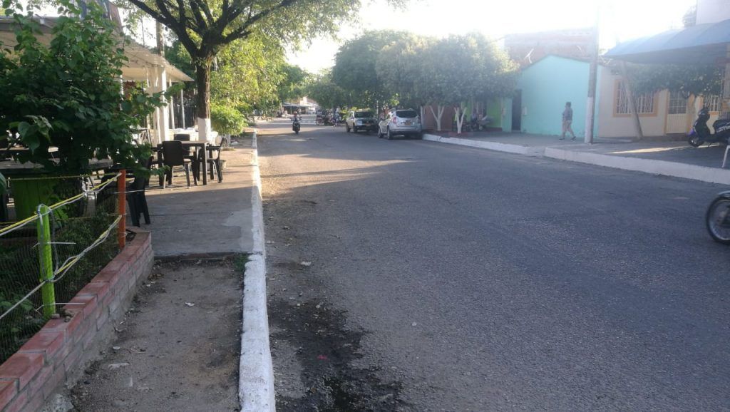 Carrera 20 del barrio La Esperanza es un foco de inseguridad debido a la falta de iluminación.