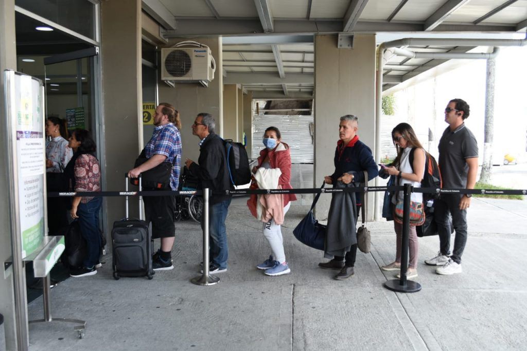 Vale recordar que, según la decisión del juez, que no ha sido revocada, el requerimiento sólo se levantará cuando se cumplan tres condiciones.