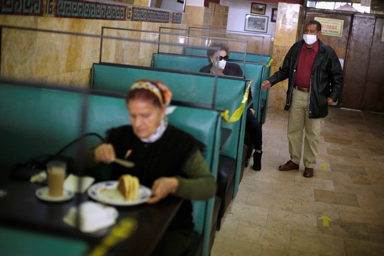 Un restaurante en Ciudad Juarez, México. REUTERS/Jose Luis Gonzalez