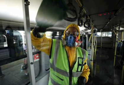 Reportan más de 100 mil casos por Covid en Colombia