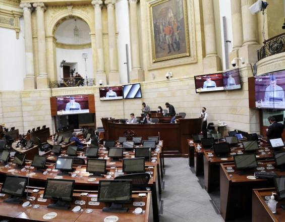 Avalan proyecto de ley que incrementará salario a concejales del país