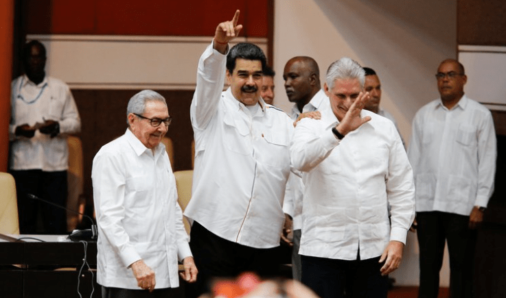 Miguel Díaz-Canel y Raúl Castro también manifestaron su apoyo a Nicolás Maduro (Miraflores Palace/Handout via REUTERS).