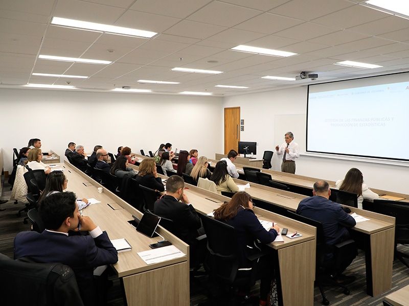 Canadá abre sus puertas para colombianos interesados en estudios de posgrados