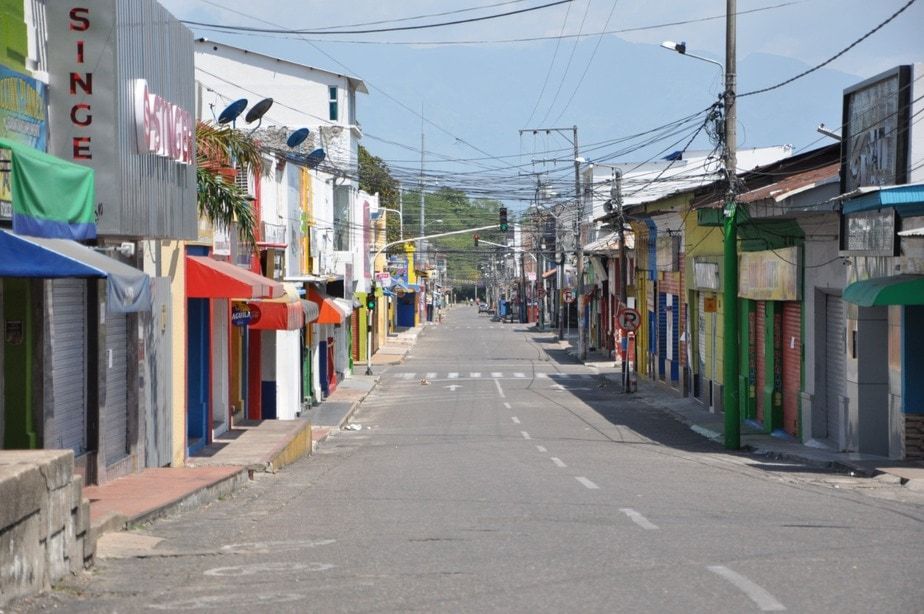 De igual forma regirá la Ley Seca en el municipio, entre las 6:00 A.M. del domingo y las 6:00 A.M. del martes próximo.