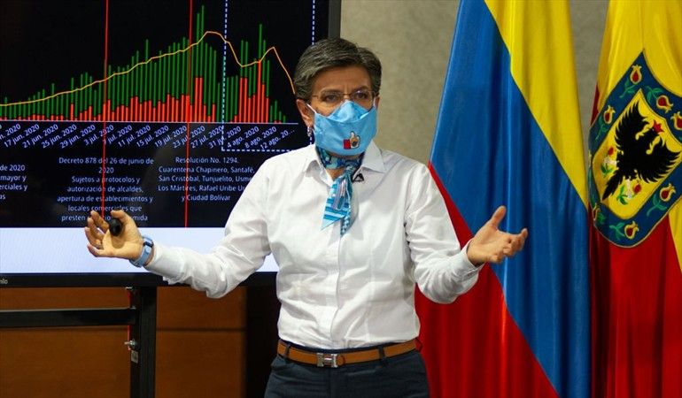 Radican comité de revocatoria de Claudia López ante la Registraduría