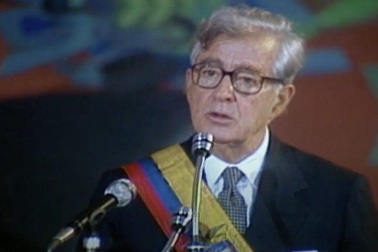 Revelan posibles vínculos del expresidente Virgilio Barco con el genocidio de la UP, que dejó más de 6.000 muertos en Colombia