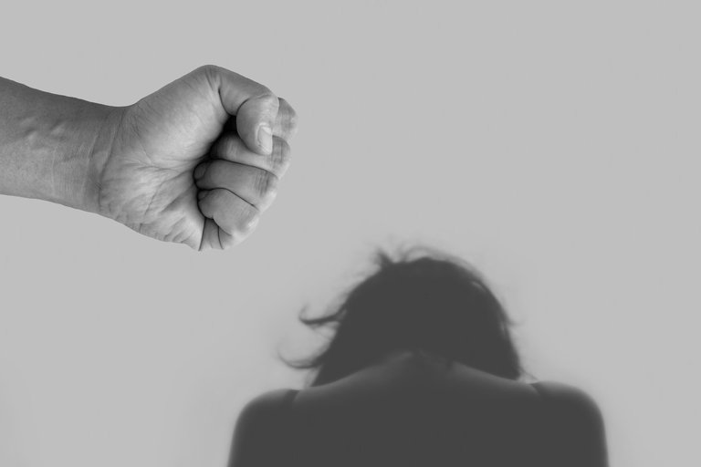 “La pandemia aumentó la violencia basada en género”: Defensoría del Pueblo