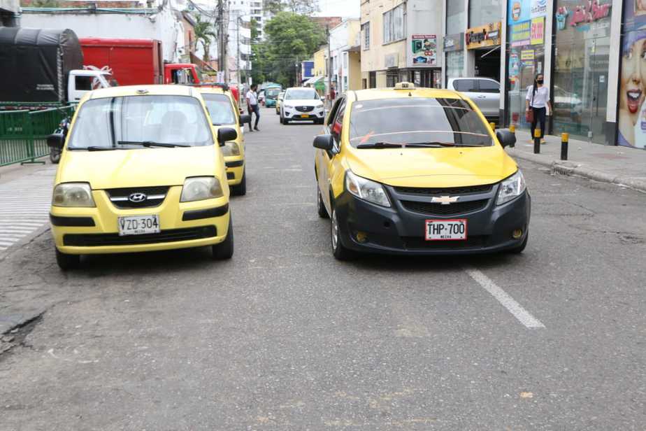 Ciudades principales entrarán a toque de queda este fin de semana