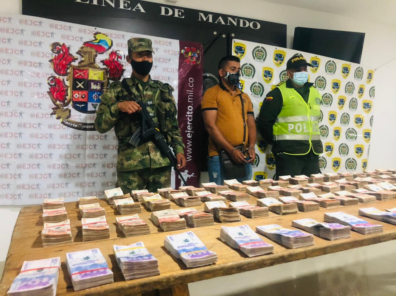 Incautan 340 kilos de estupefacientes en vías del Huila