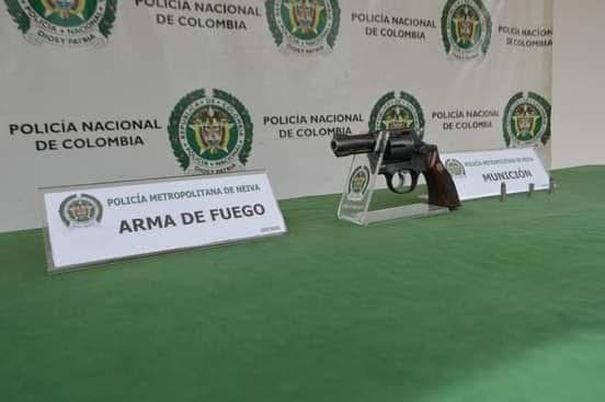 Guilombo Gutiérrez fue capturado en flagrancia con un revolver calibre 38.