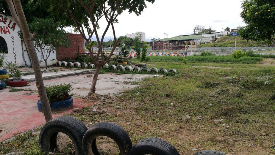 Consumo de alucinógenos en la ribera del Río Las Ceibas, otra problemática del barrio Reinaldo Matiz.