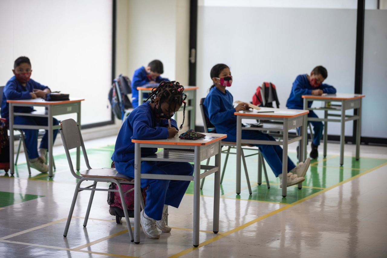 Colegios oficiales del Atlántico se suman al modelo de alternancia