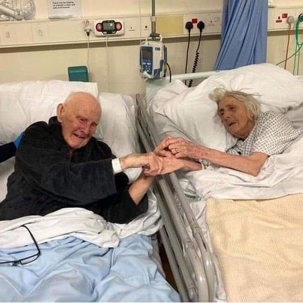 Pareja con más de 70 años de casados muere a causa de Covid