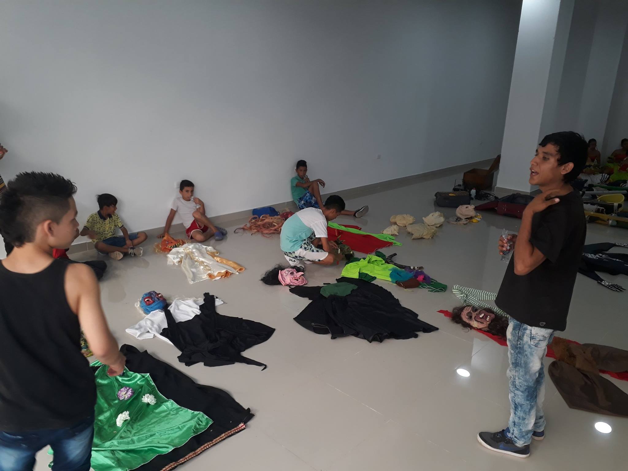 Formar a jóvenes y niños es su prioridad en este campo artístico.