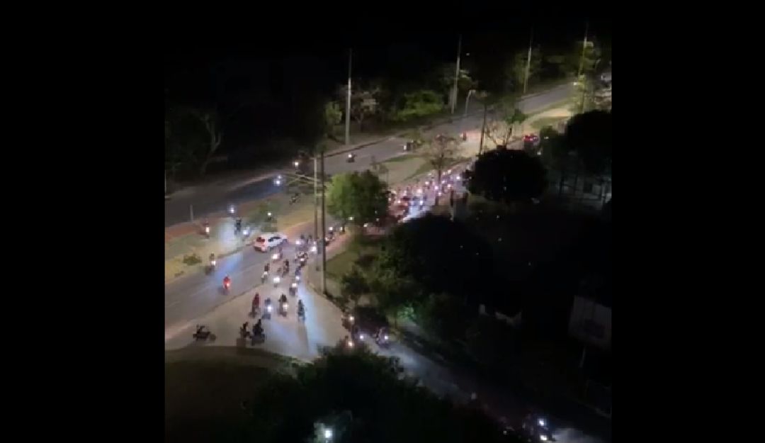 Neivanos molestos por las incomodidades que causan los competidores.