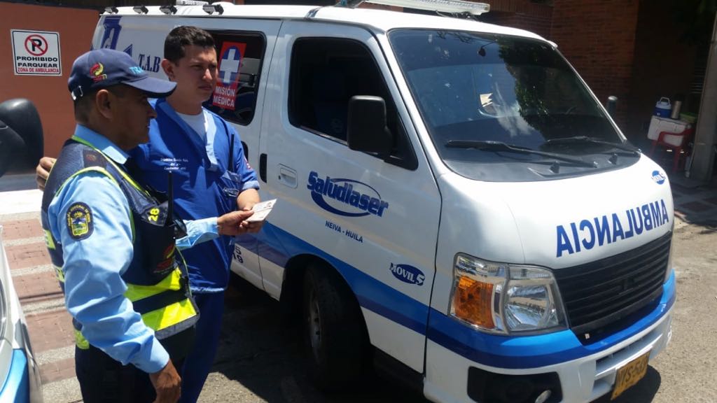 Cada vez que hay un accidente, manifestó la comunidad, la vida de los transeúntes se pone en riesgo.