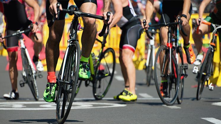 Proponen pensión y beca universitaria para deportistas del país