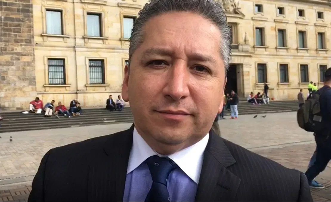 Luto en el periodismo: falleció el periodista huilense Herbin Hoyos