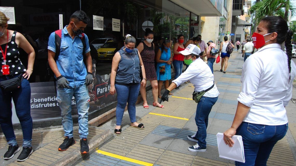 En medio del pesimismo más neivanos quieren vacunarse