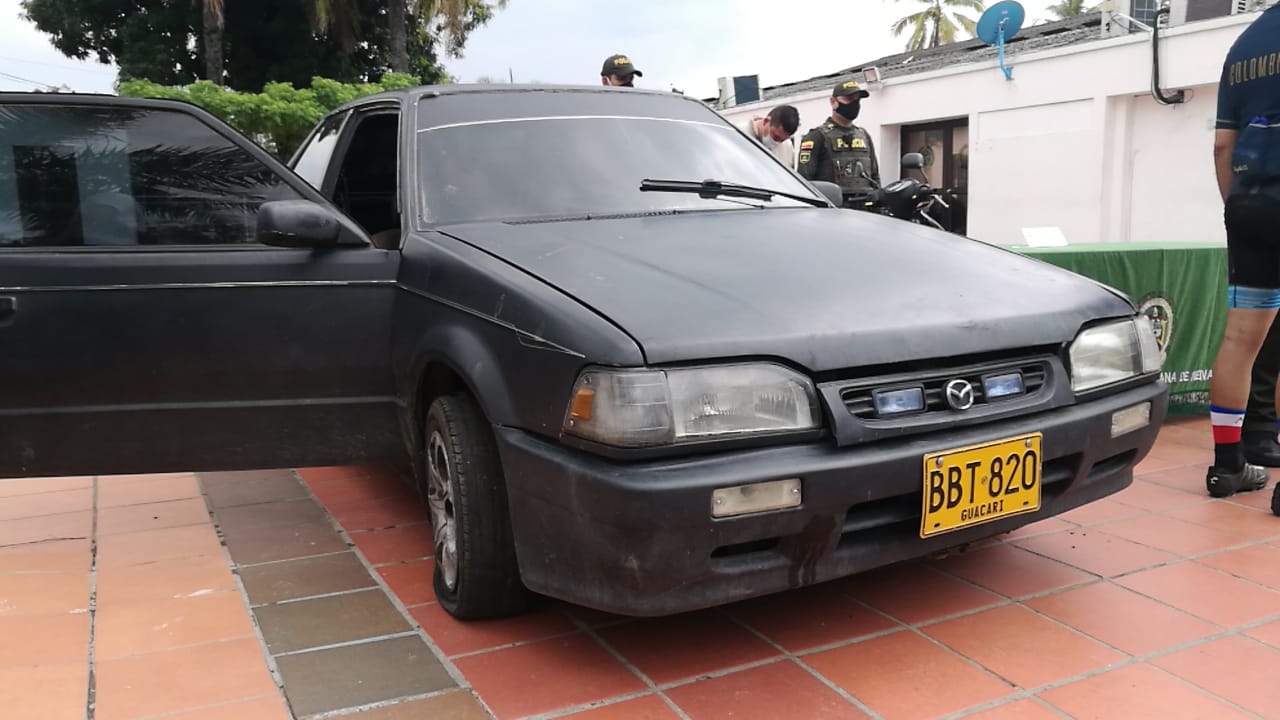 Vehículo incautado por el robo de autopartes