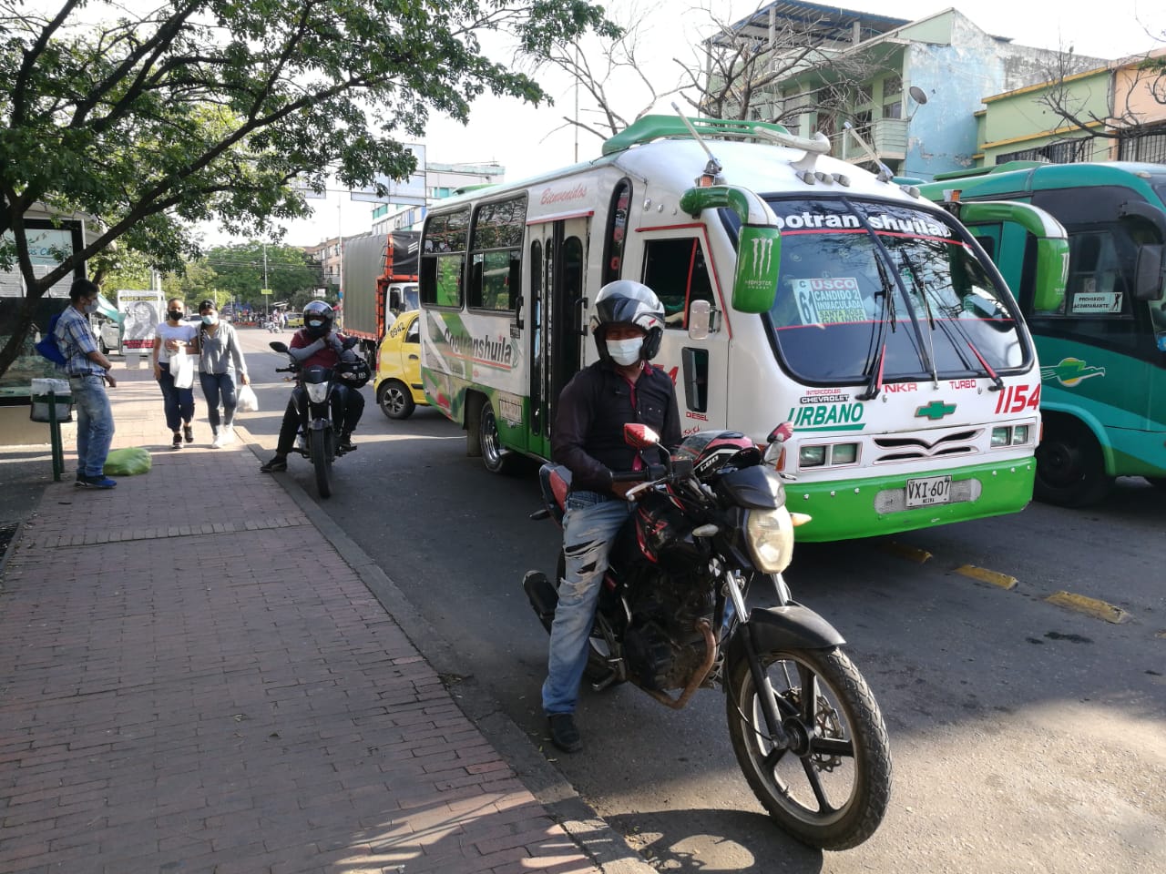 La ilegalidad preocupa al transporte público