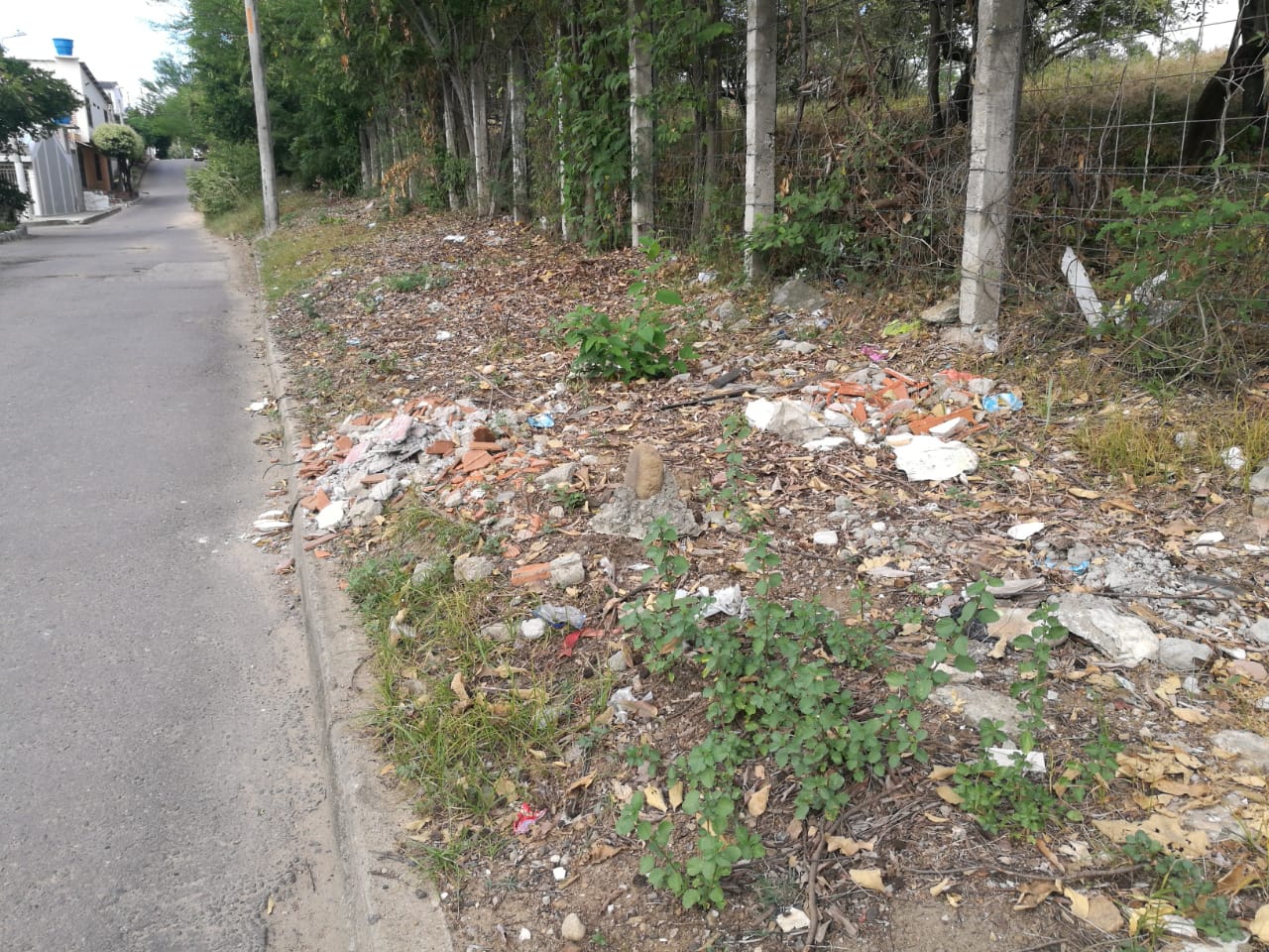 Mansiones del Norte y sus basureros