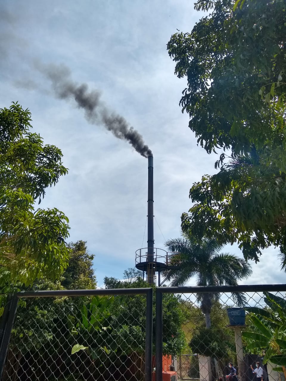 Los habitantes de El Venado, denunciaron problemas de salud por la emisión de cenizas en la vereda.