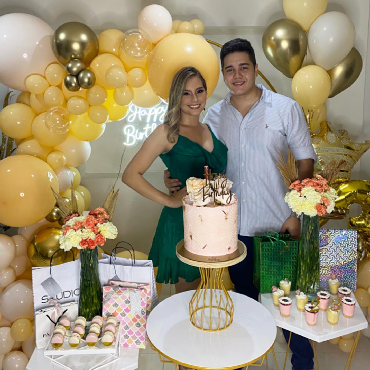 Laura Manuela Trujillo Parra y Julián Alvarado.