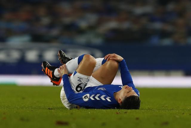 James y la cantidad de faltas que recibe