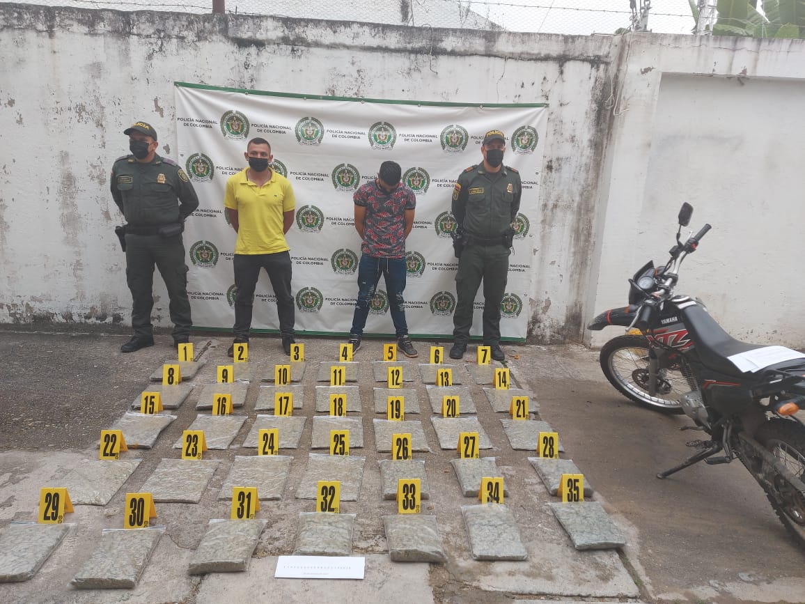 Incautan 20 kilos de marihuana que tenían como destino Neiva