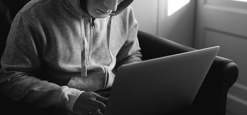 Ojo al dato: estafadores se las ingenian para robar por mensajes de texto con las vacunas contra COVID19