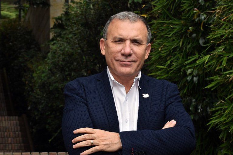 Roy Barreras anunció que se lanza a la Presidencia de la República e irá a consulta con Gustavo Petro