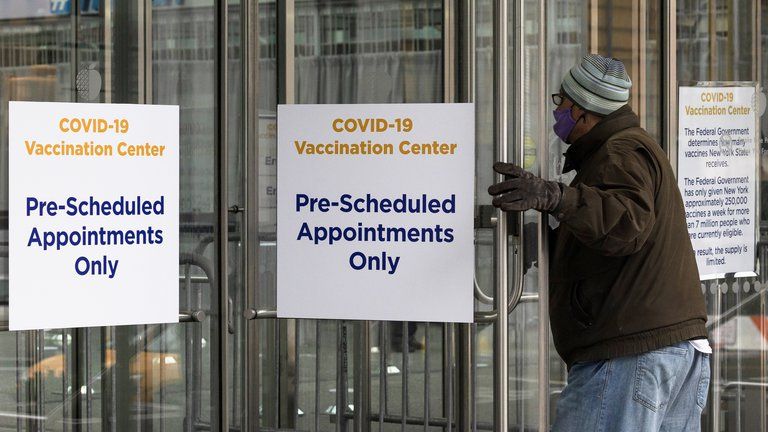 Biden anticipó que su gobierno habrá aplicado 100 millones de vacunas contra el covid-19