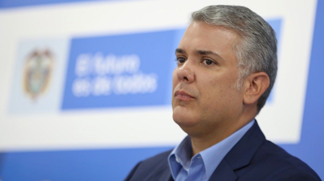 Duque se vacunaría con AstraZeneca para generar confianza en los ciudadanos