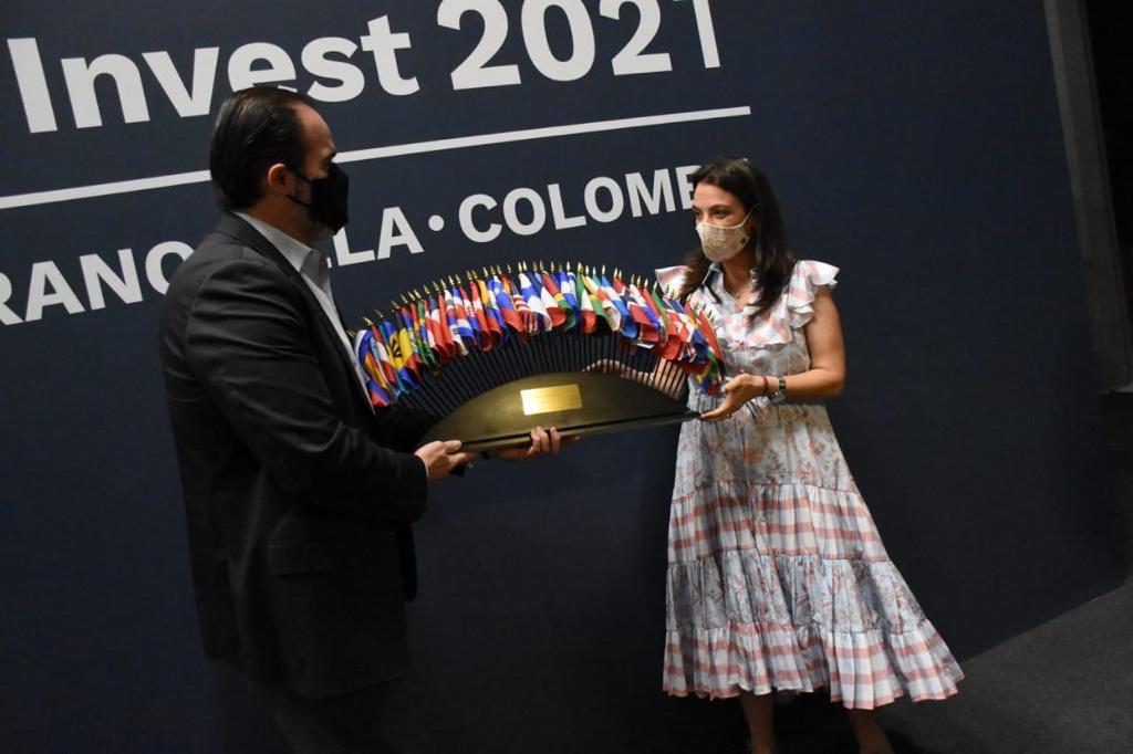 Otro de los convenios de financiamiento concretados en la cumbre fue el relacionado con el aumento de la conectividad rural, logrado por el ministerio TIC, por 180 millones de dólares.