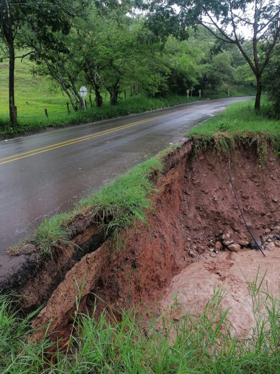 Las autoridades municipales exigieron al Gobierno Nacional, intervenir la ruta 45.